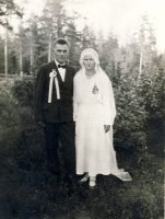 Sulo Vahvelaisen ja Aili Huovilaisen häät 09.07.1933 